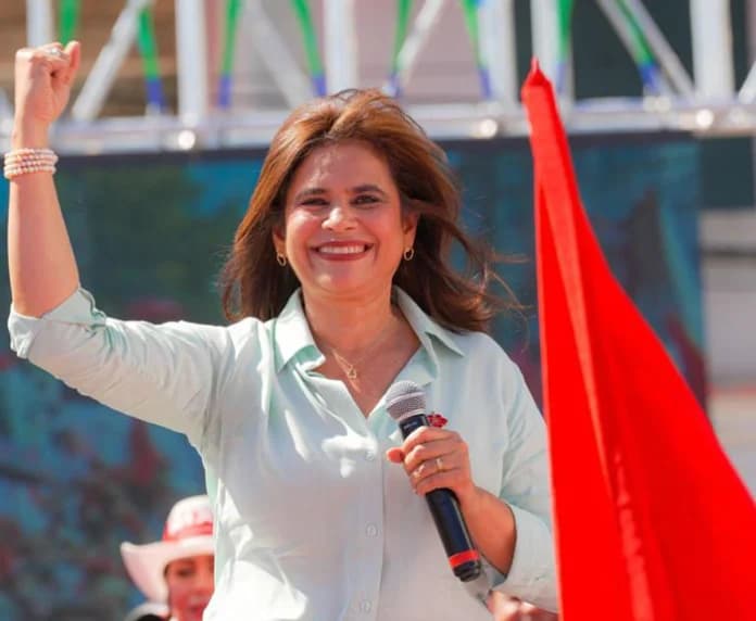 Rixi Moncada and LIBRE evaluate private investment: Economic growth and hurdles in Honduras