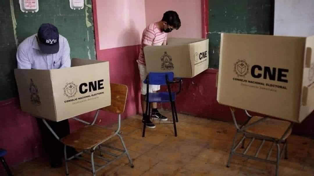 LIBRE’s Political Transformation Effort Stopped by Honduras